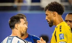 Messi tặng thủ môn tuyển Cape Verde 4 vé chung kết World Cup