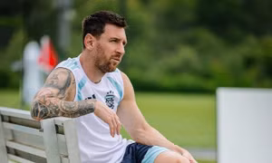 Sóng gió trước chung kết World Cup 2026: Tây Ban Nha hủy tập vì mưa bão, Argentina bức xúc vì bị ép lịch trình