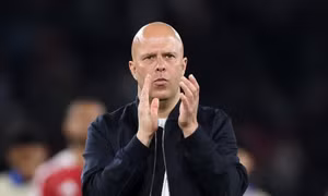 Liverpool thua tan tác trên sân PSG, Arne Slot thừa nhận sự thật đau lòng