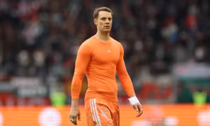 Neuer ‘giúp’ đối thủ ghi bàn ngay giây thứ 8, lập kỷ lục sớm nhất lịch sử Bundesliga