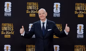 Giám đốc điều hành FIFA chấp nhận nguy cơ mất việc, công khai chỉ trích chủ tịch Gianni Infantino