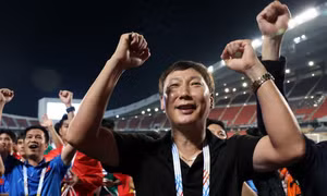 ESPN khen ngợi HLV Kim Sang-sik 'đã có những nước đi xuất sắc'