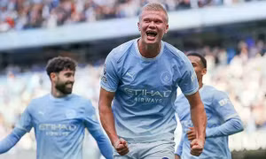 MU thua Man City trong thế hơn người, đối diện áp lực chồng chất 
