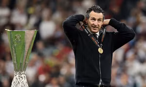 HLV Aston Villa đi vào lịch sử nhờ chức vô địch Europa League