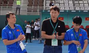 Báo Hàn Quốc: 'Phép thuật Kim Sang-sik lại tiếp tục'