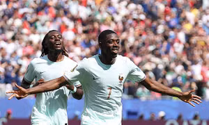 Pháp hạ Na Uy 4-1 với show diễn của Dembele