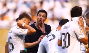 Phòng thay đồ Real bất ổn (và bất mãn), Xabi Alonso có nên lo lắng?