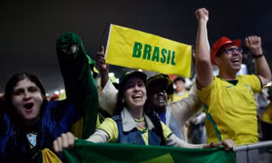 Selecao vào vòng knock-out, người hâm mộ Brazil thấp thỏm vì giờ thi đấu