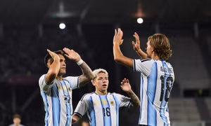 Argentina thắng đậm Bolivia, Nico Paz gieo hy vọng ‘hậu Messi’