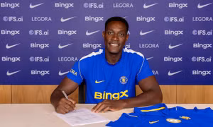 Chelsea hoàn tất thương vụ Danny Welbeck