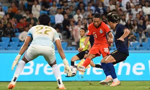 Đẳng cấp lên tiếng, Singapore thắng trận ra quân ở ASEAN Cup