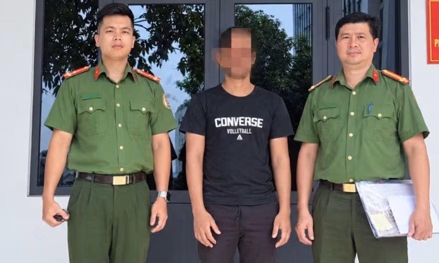  Cho người nước ngoài ăn ở trái phép, một giám đốc công ty bị khởi tố
