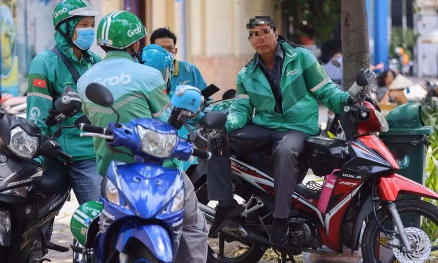 Đề xuất nghĩa vụ đóng bảo hiểm xã hội của doanh nghiệp với tài xế xe công nghệ