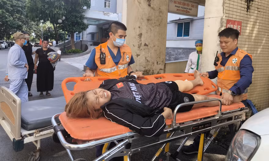 Chuyến xe 0 đồng vượt hơn 2.000 km đưa bệnh nhân nghèo về quê