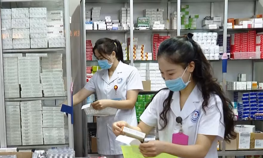 Dự kiến bổ sung thuốc ung thư thế hệ mới vào danh mục bảo hiểm y tế chi trả