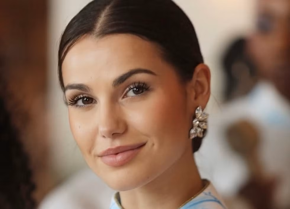 Á hậu 1 Miss World 2026 có xuất thân quý tộc