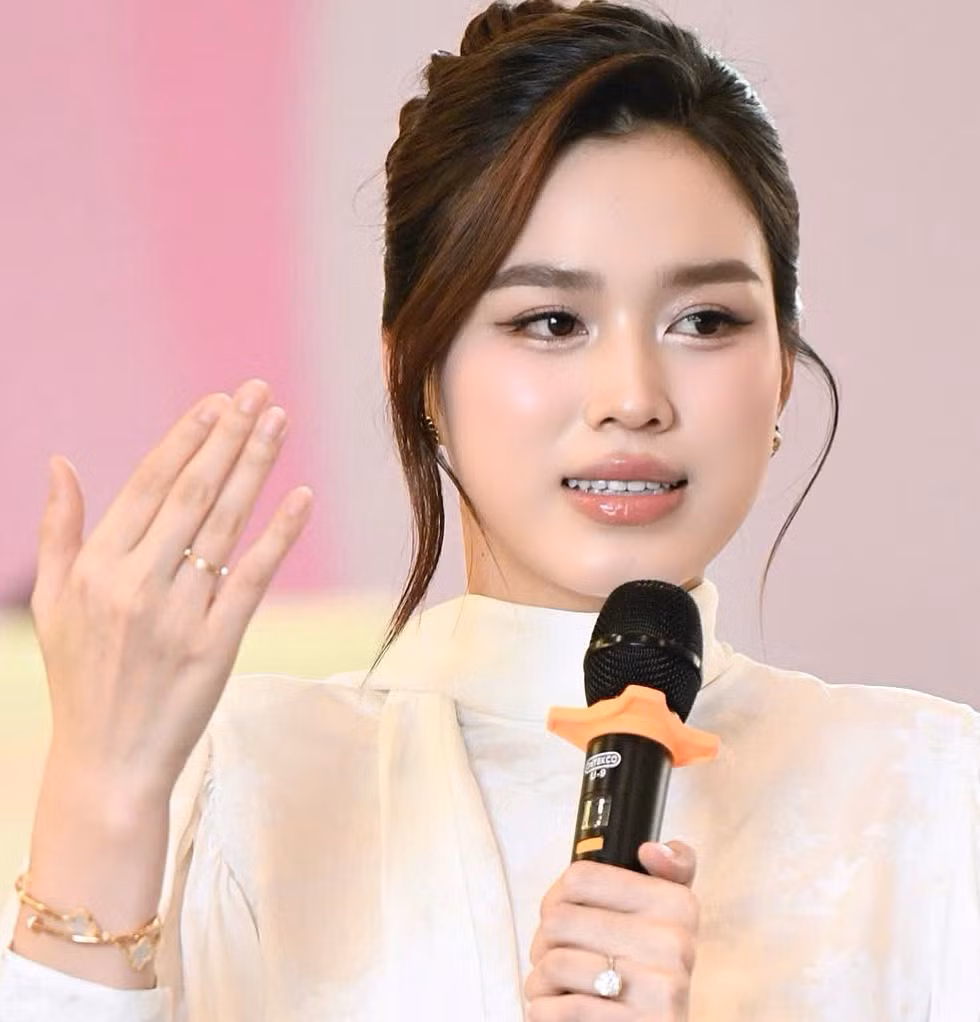 Điều bất ngờ Đỗ Thị Hà tiết lộ với 53 thí sinh Hoa hậu Việt Nam