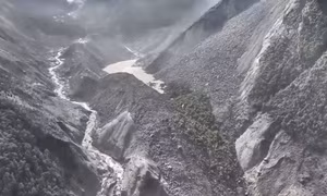 Cảnh báo về hồ nước mới hình thành ở biên giới Nepal - Trung Quốc