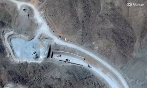 Iran chuyển máy ly tâm và uranium làm giàu đến 'pháo đài ngầm'?