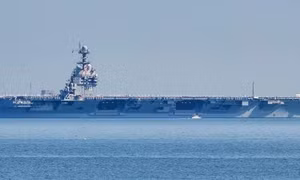 Siêu tàu sân bay USS Ford Mỹ trở về nước sau kỷ lục 300 ngày thực hiện nhiệm vụ trên biển