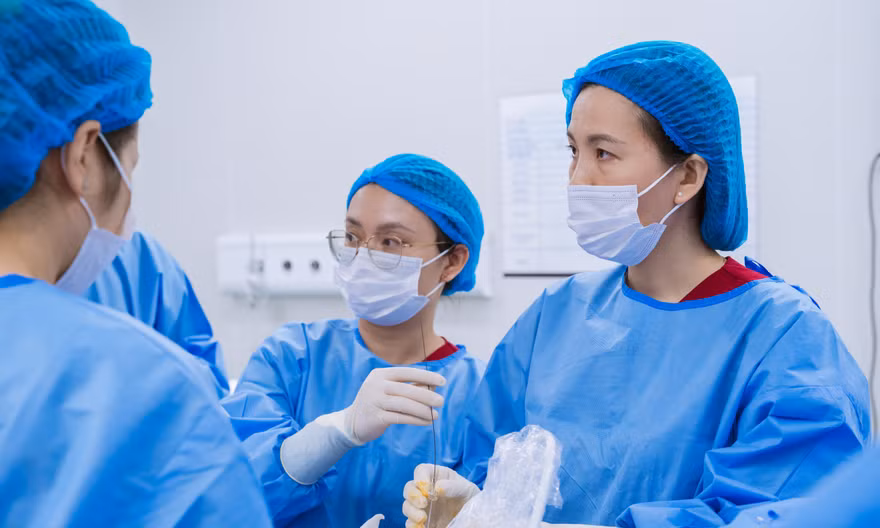 Giải mã vùng bất khả xâm phạm: Chữa bệnh cho bào thai bằng 1 cây kim