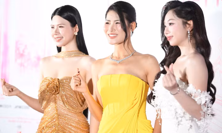 Đại sứ Hoa hậu Việt Nam cổ vũ thí sinh tỏa sáng