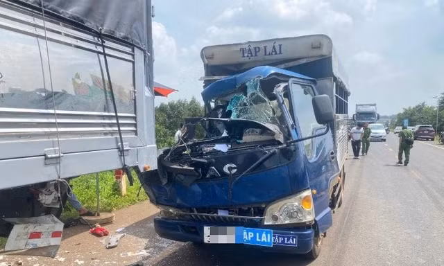 Toàn cảnh xe tập lái, ẩn họa với người đi đường