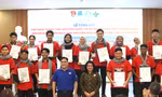 Thứ trưởng Bộ Thống nhất quốc gia Malaysia chung vui với sinh viên tình nguyện tại TPHCM