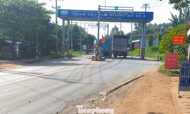 Điểm danh những con đường ‘xấu xí’ vẫn thu phí hằng ngày ở TPHCM