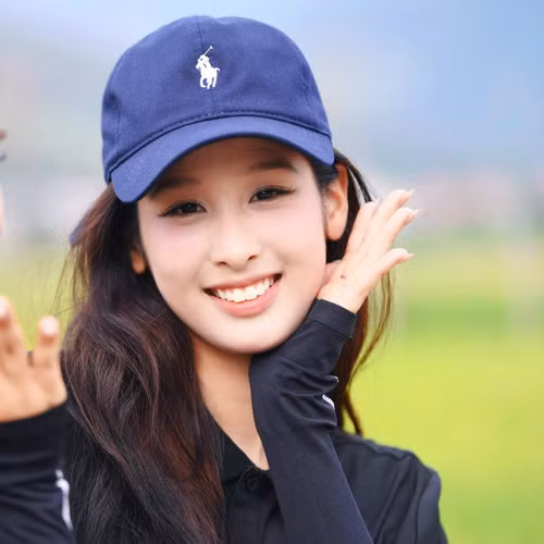 Vẻ đẹp nguyên bản của 53 cô gái Hoa hậu Việt Nam ở Tây Bắc