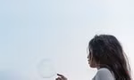 Nếu anh ấy không yêu bạn, mọi nỗi đau đều là giả tạo