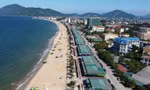 Di dời hàng chục ki ốt chắn biển Thiên Cầm 