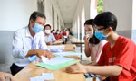 Tân sinh viên tại TP.HCM mong sớm được đi học trở lại, vẫn lo gánh nặng học phí