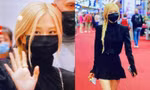 Rosé BLACKPINK ra sân bay trở về Hàn: Vẫn diện đồ đen nhưng đậm khí chất "high fashion"
