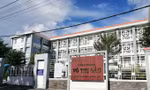 TPHCM: 21 học sinh đau bụng, nôn ói sau khi đi học về