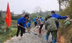 Tuổi trẻ Lạng Sơn hào hứng xây dựng Nông thôn mới .Ảnh: Duy Chiến 