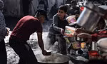 Liên Hợp quốc cho biết người dân Dải Gaza đang đối mặt với nạn đói. (Ảnh: AA)