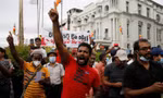 Biểu tình kéo dài ở Sri Lanka vì khủng hoảng kinh tế. (Ảnh: CNN)