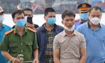 Thực nghiệm hiện trường vụ bé gái 5 tuổi bị cha ném xuống sông