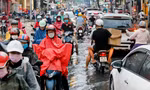 Thời tiết Nam Bộ cuối tuần: Mưa rào và dông, nguy cơ ngập úng