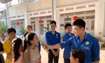 Mang ‘Xuân yêu thương 2024’ đến các em nhỏ và cụ già neo đơn An Giang