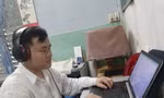 Nam sinh khiếm thị nỗ lực không ngừng để bắt đầu lại cuộc sống mới