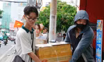 Nghĩa tình của bạn trẻ và người dân TP. HCM gửi ra miền Bắc thân thương 