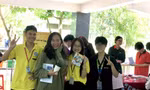 Tân sinh viên hứng khởi bước vào môi trường mới