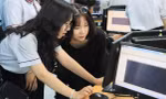Hai trường đại học cho học sinh lớp 10 thi xét tuyển đại học