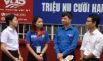 Chủ tịch T.Ư Hội Sinh viên Việt Nam thăm các đội hình 'Tiếp sức mùa thi' tại TP. HCM