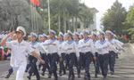 Mãn nhãn với màn duyệt đội ngũ trong Lễ khai giảng trường CĐ Kỹ thuật Hải quân