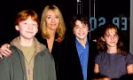 Dàn diễn viên “Harry Potter” tái ngộ mừng 20 năm, nhưng “nghỉ chơi” tác giả J.K. Rowling?