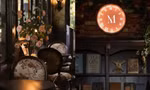 Những “hidden café” ẩn mình trong chung cư cũ, tìm bình yên chỉ sau một cánh cửa