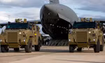 Australia cung cấp 30 xe bọc thép Bushmaster cho Ukraine 